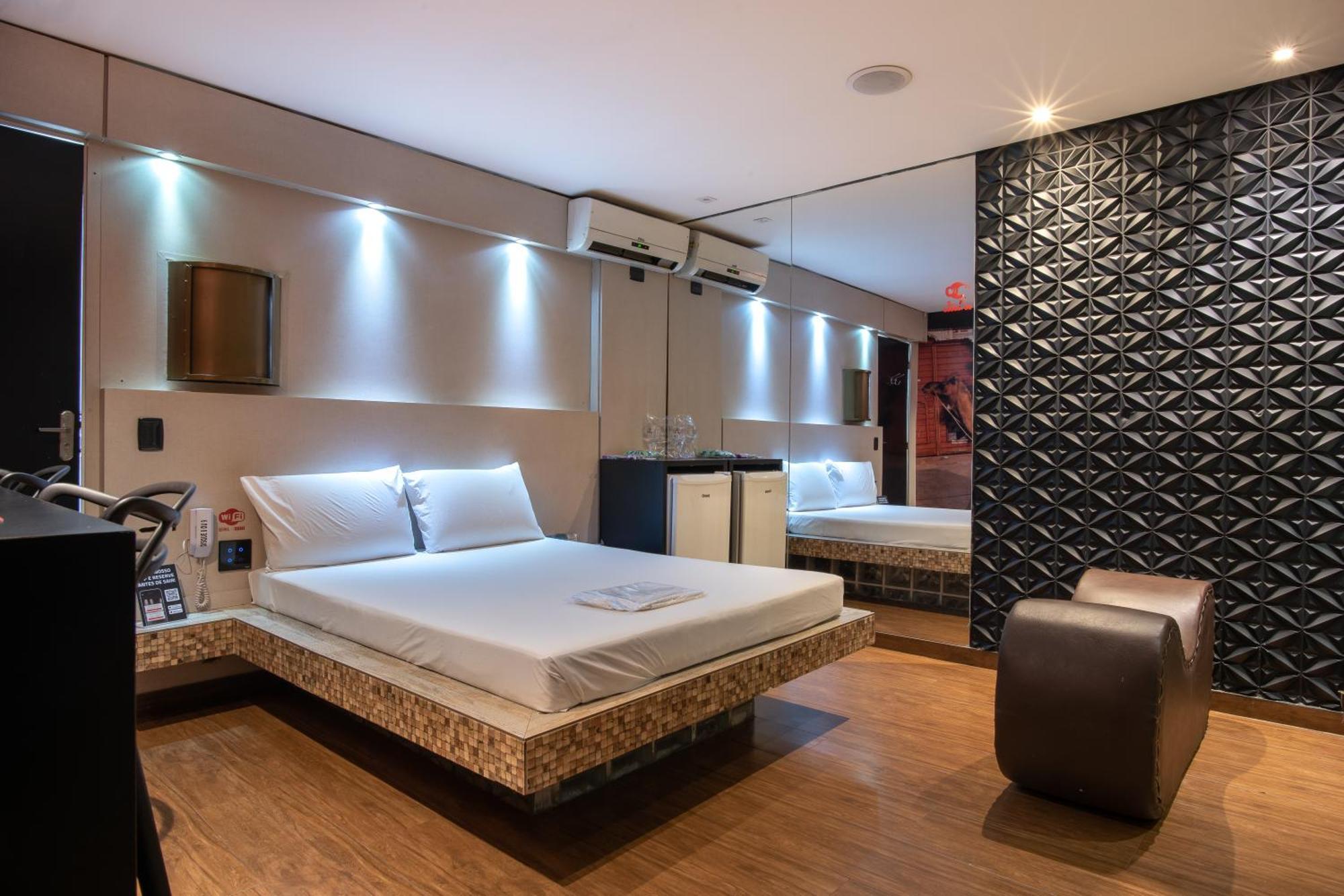 Motel para Casais Fantasy 3 (adults Only)